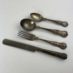 US NAVY Kings Fouled Anchor Dinner Fork Knife Spoons International Silver Set 4